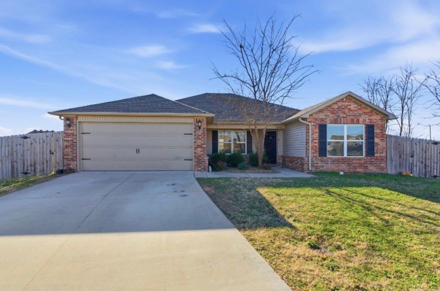 Home with solar panels to lower your monthly electric. Welcome home to this well-maintained 4-bedroom, 2-bath, single-story home located on a spacious cul-de-sac lot with a huge yard in Siloam Springs. Built in 2020, this home offers the benefits of newer construction, including modern finishes, newer appliances, and energy-efficient features throughout.

The thoughtfully designed split floor plan provides both privacy and functionality, while the open-concept living area is ideal for everyday living and entertaining. Enjoy luxury vinyl plank flooring in the main living areas, stainless steel appliances, and abundant natural light.

An added bonus is the solar panel system, offering energy efficiency and reduced monthly electric bills. Conveniently located near schools, John Brown University, downtown Siloam Springs, the local water park, and more.

This home offers the perfect blend of location, comfort, efficiency, and value.