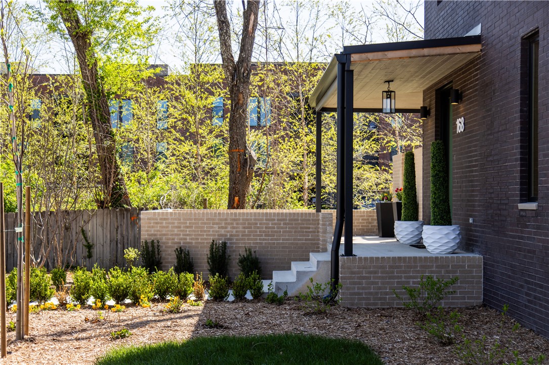 RENAISSANCE SUB-BENTONVILLE - Residential