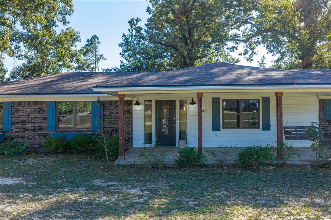 2809 Coral Circle