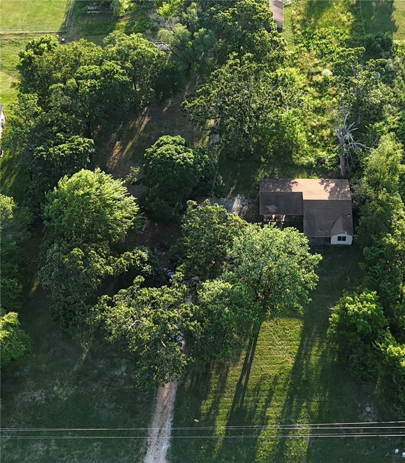 Pea Ridge - Land