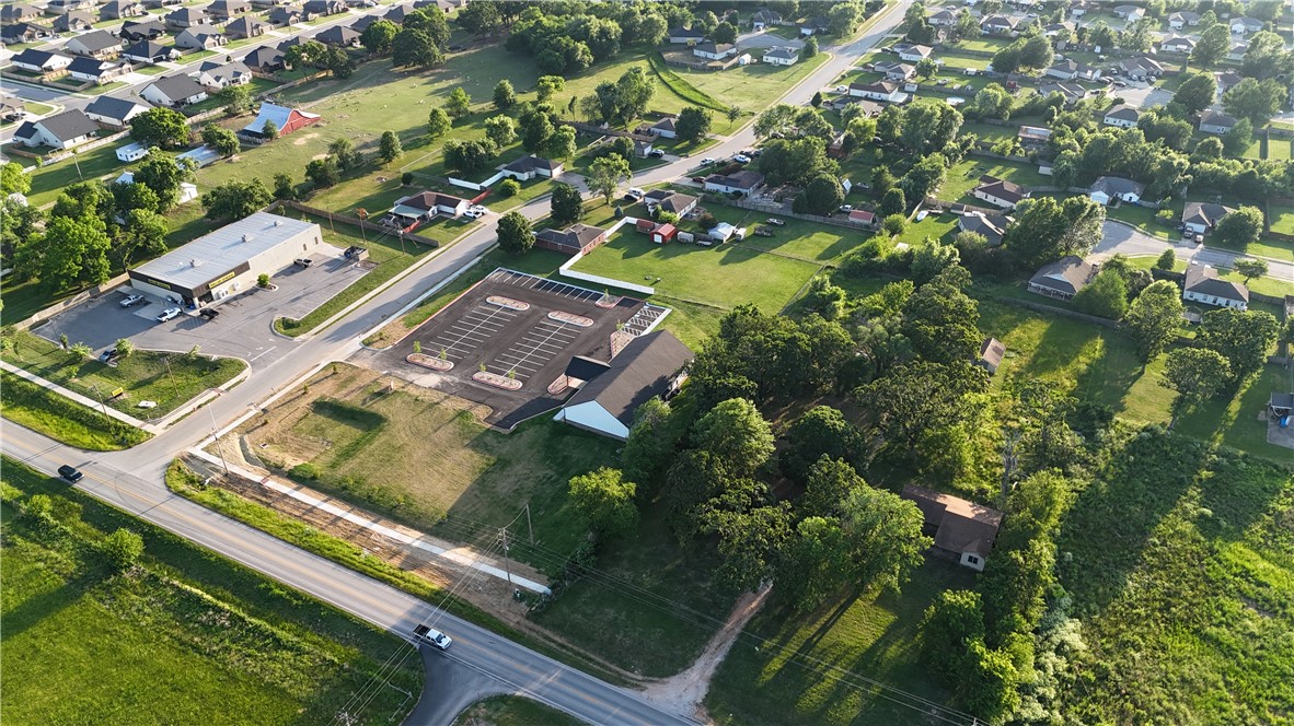 Pea Ridge - Land