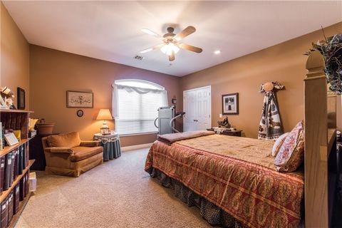 Single Family Residence in Gentry AR 23535 Highway 12 Hwy 56.jpg