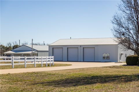 Single Family Residence in Gentry AR 23535 Highway 12 Hwy 21.jpg