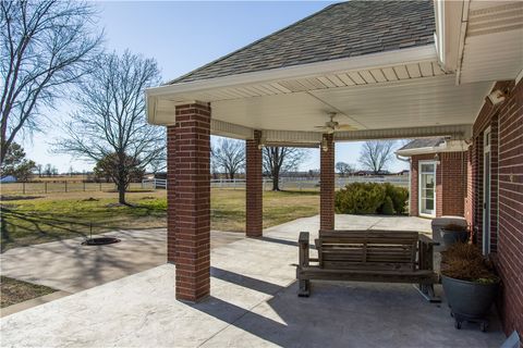 Single Family Residence in Gentry AR 23535 Highway 12 Hwy 7.jpg