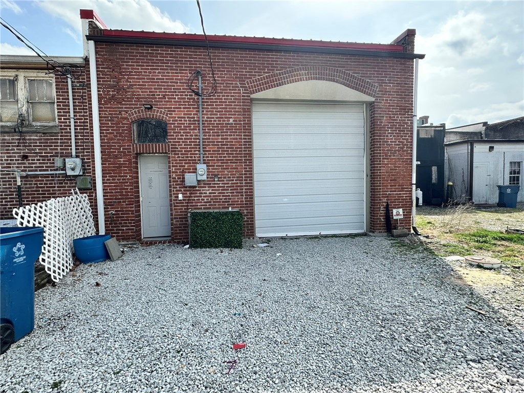 Gentry Orig Gentry - Commercial Lease