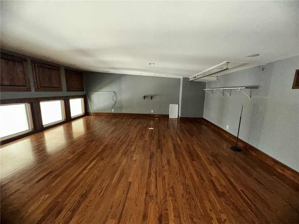 Gentry Orig Gentry - Commercial Lease