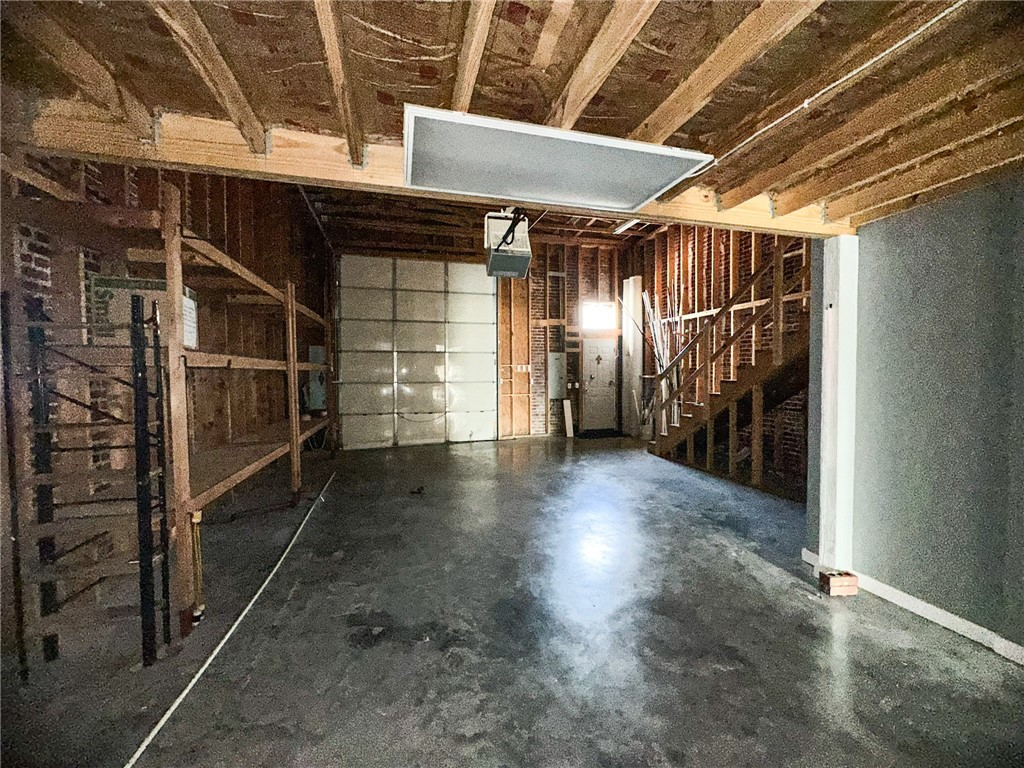 Gentry Orig Gentry - Commercial Lease