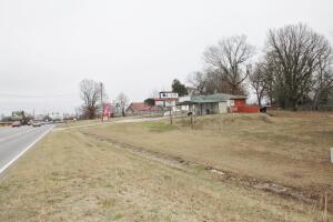 REAL ESTATE ONLY. Great business location south of Bellefonte, near the intersection of 65/412 & 62.