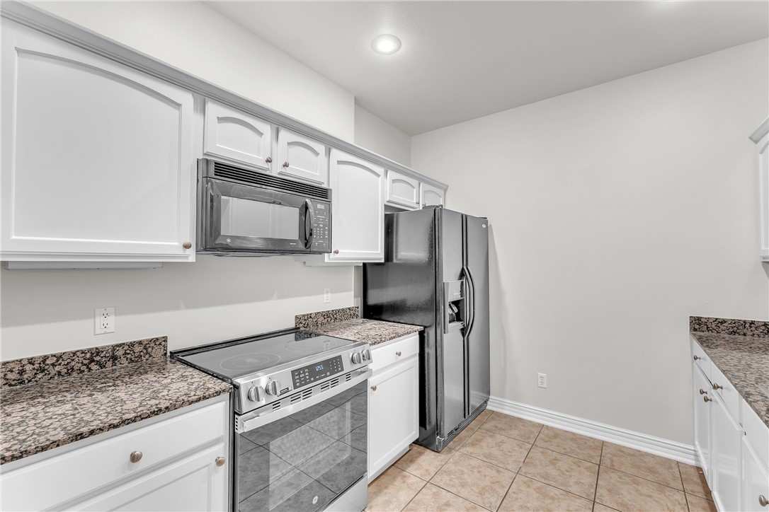 Valley West Twnhms Horiz Prop Regime - Residential