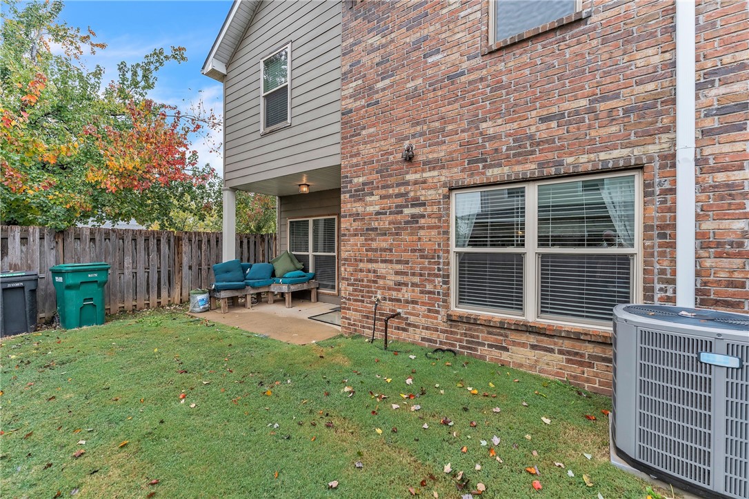 Valley West Twnhms Horiz Prop Regime - Residential