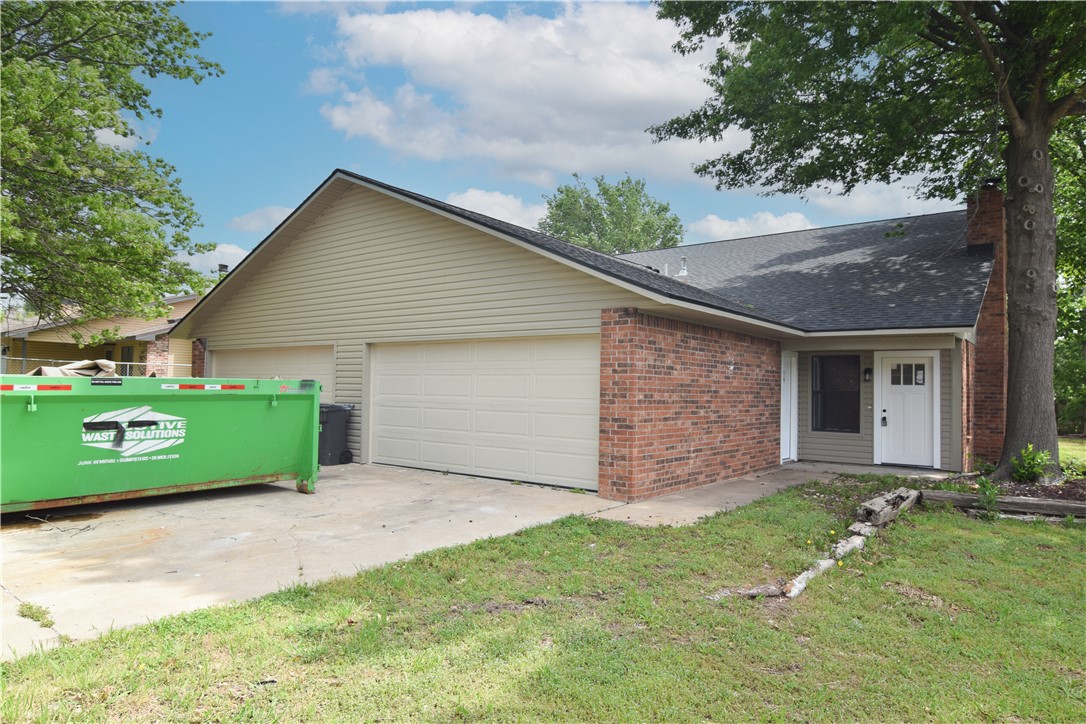 Sundance Acres Ph 2 Rogers - Residential