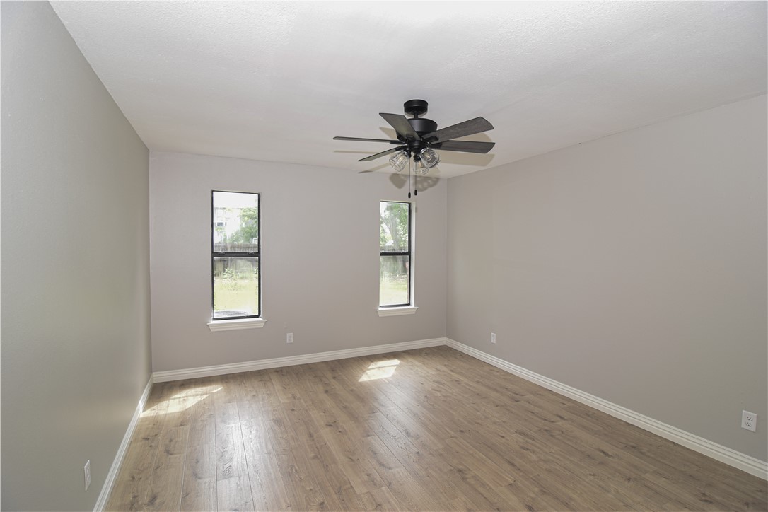 Sundance Acres Ph 2 Rogers - Residential