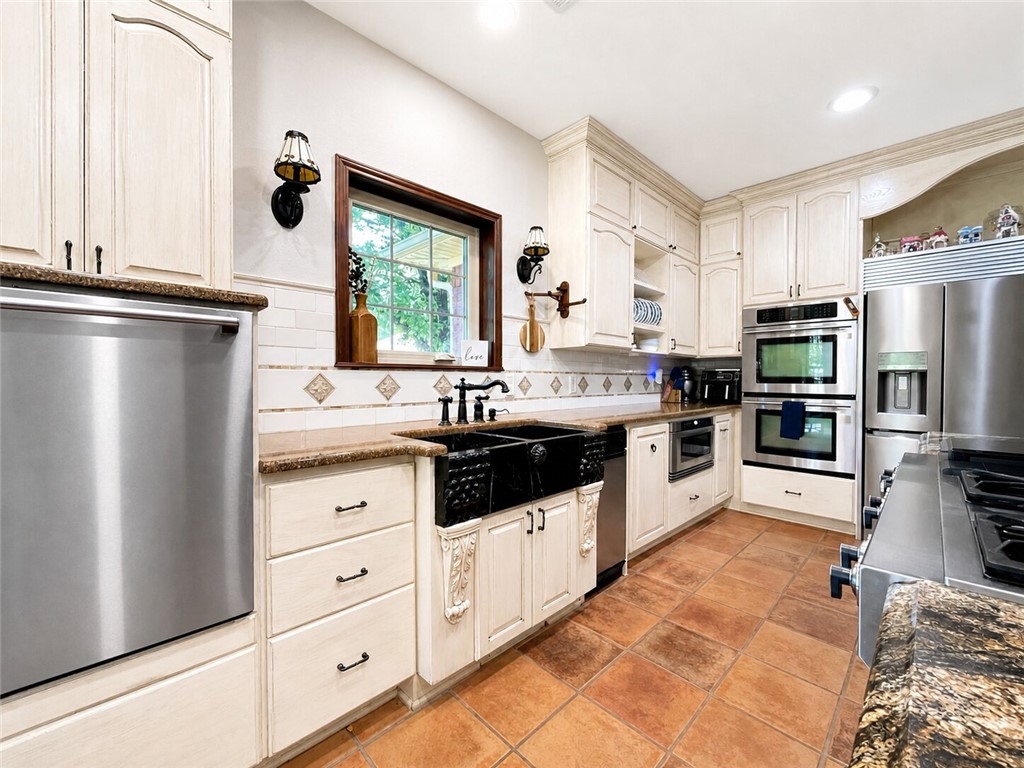 Hideaway Acres - Residential