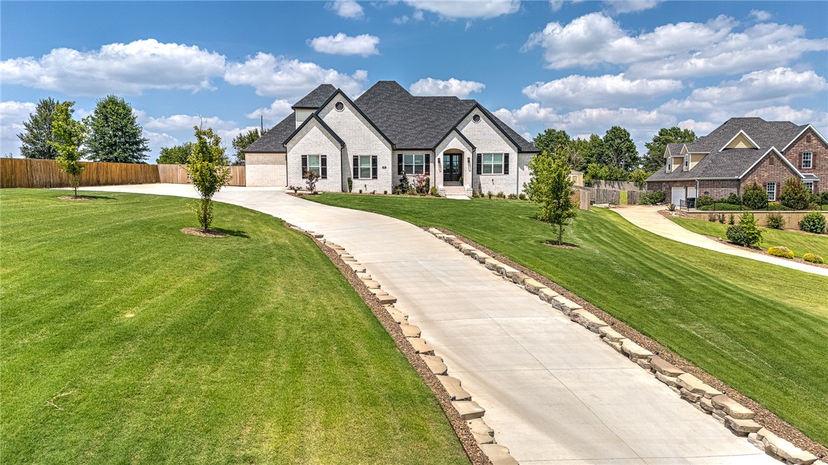 Don’t Miss This Exceptional Home That Has It All!
Nestled on a spacious 1-acre lot, this stunning property offers the perfect blend of comfort, style, and functionality. The open floor plan features a chef’s dream kitchen, ideal for both everyday living and entertaining.
Enjoy three generously sized bedrooms on the main floor, including a luxurious master suite, along with a private office—perfect for working from home. Upstairs, an incredible bonus room provides endless possibilities as a game room, home theater, or additional living space.
Step outside to a covered patio overlooking the expansive backyard—ideal for relaxing or hosting gatherings. The oversized 3-car garage offers ample space for vehicles, storage, and hobbies.
Located just minutes from shopping, dining, and top-rated schools, this home truly has something for everyone.
Schedule your tour today—this one won’t last!