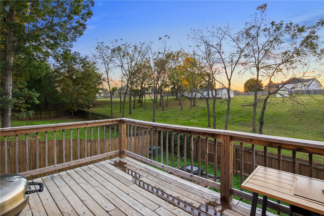 Champions Estates Rogers - Residential