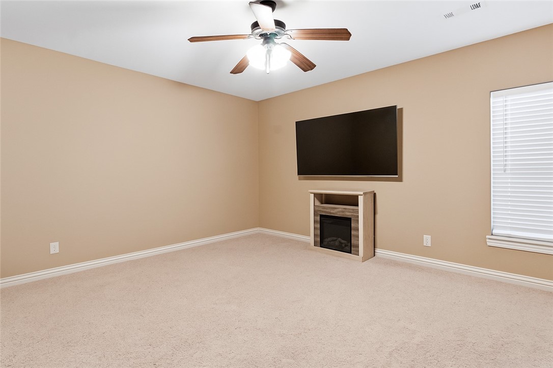 Champions Estates Rogers - Residential