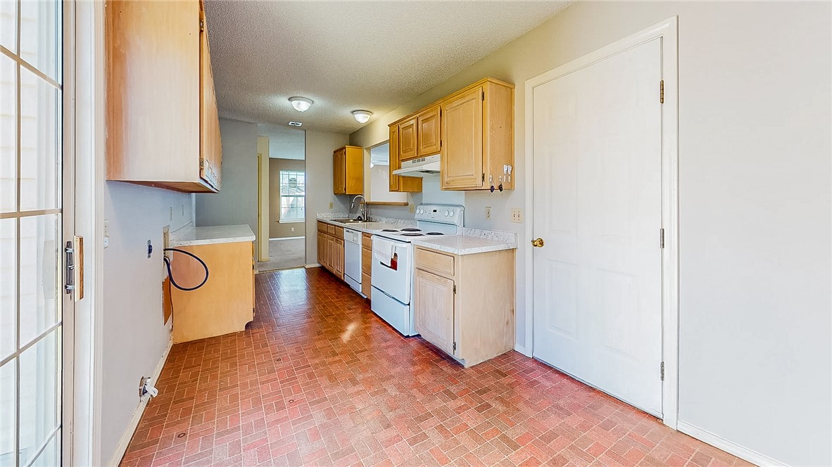 Crosspointe Sub Ph 2 Rogers - Residential