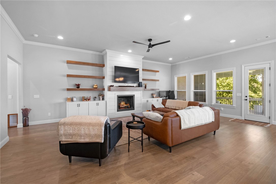 Elm Valley Sub Ph II Elm Spgs - Residential