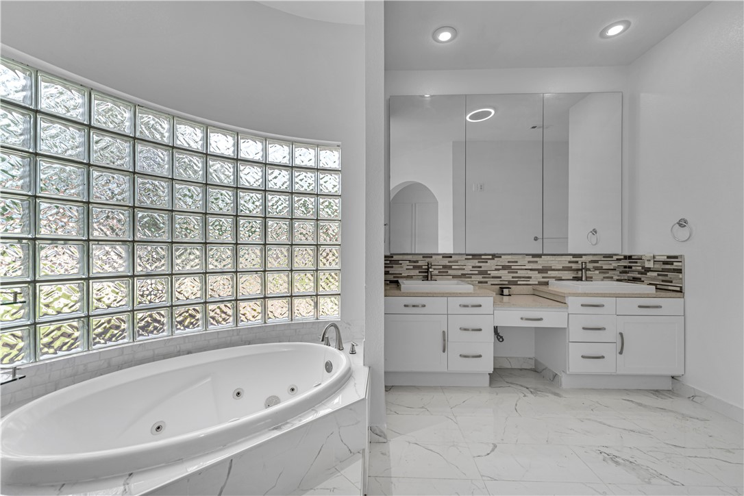 Meadowlands I & II - Residential