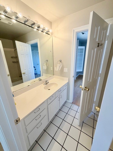 MEADOWLANDS I & II - Residential Lease