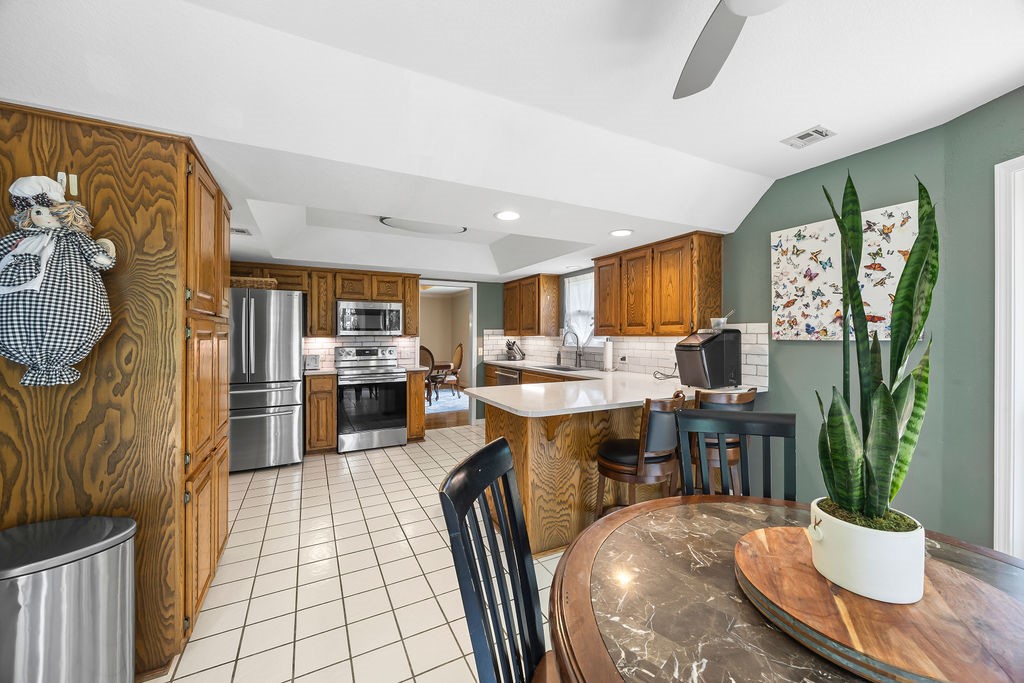 Red Oaks Country Estates Ph Ii - Residential