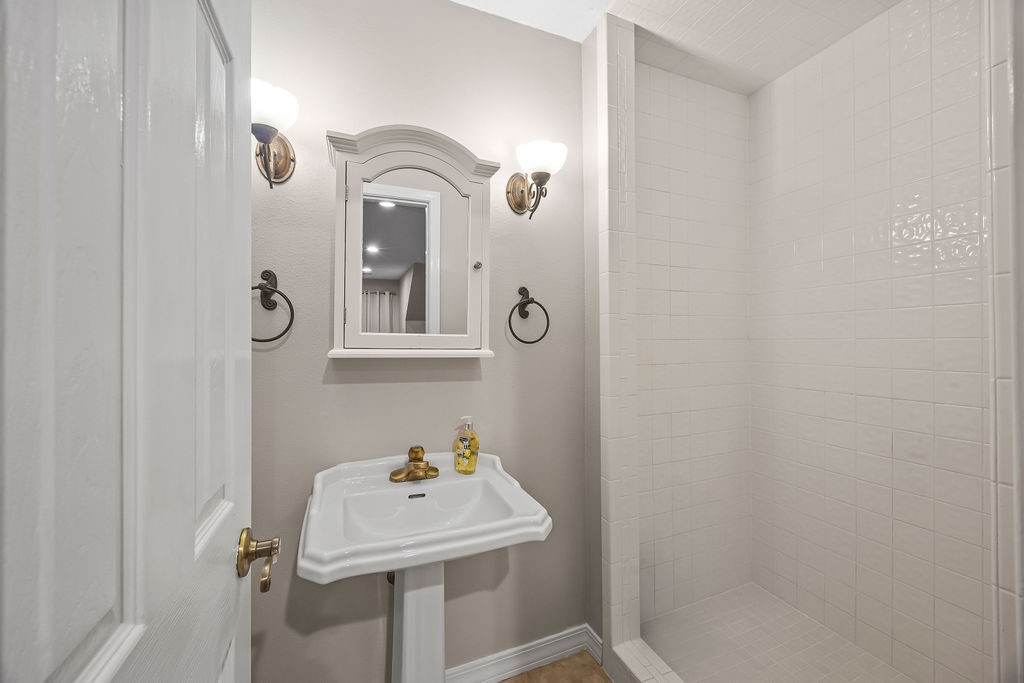 Red Oaks Country Estates Ph Ii - Residential