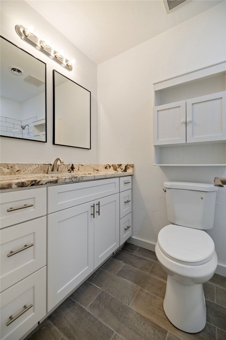 Dixieland Village 1st Add Rogers - Residential