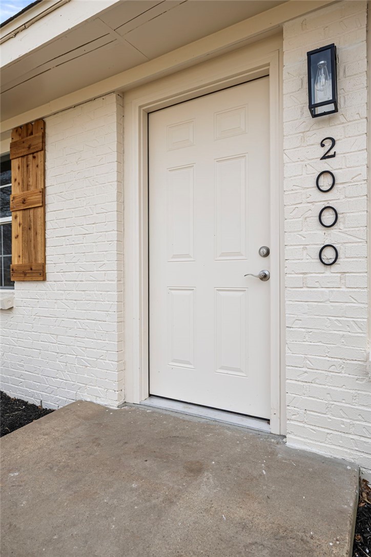 Dixieland Village 1st Add Rogers - Residential