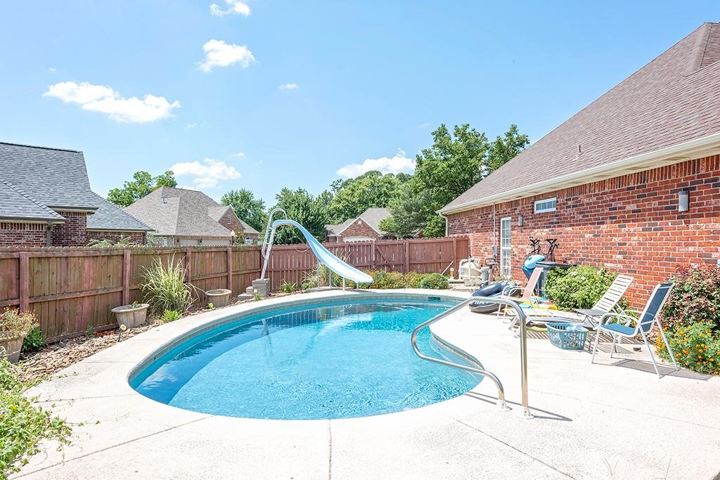 Ridgecrest Meadows Ph 5 Rogers - Residential