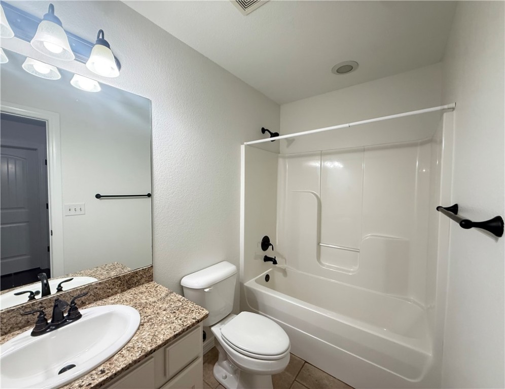 Cobblestone Sub Ph Ii - Residential Lease