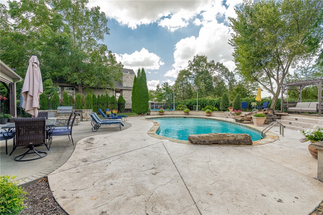 Pinnacle Sub Ph 4 Rogers - Residential