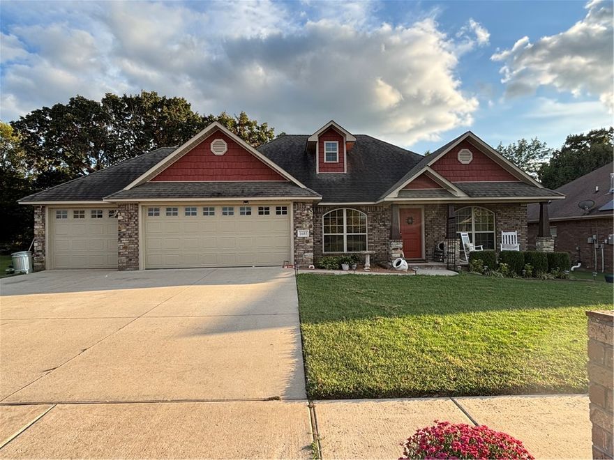 This house offers a split 4 bedroom/2 bath plan with a tiled shower in the master bath, and a jetted whirlpool tub perfect for soaking.  The eat- in kitchen is large and spacious, offering tons of counter and cabinet space.  The soaring ceilings make this 1601 square foot house feel much bigger. It is a decorator's dream with tons of alcoves and nooks with which to display treasures or art. There is a 3 car garage to store everything you need or want.  The level backyard offers plenty of space  for anything you want to do with it, and includes a big covered deck perfect for enjoying a sunrise, or for beating the heat in the afternoon.  The carpets were replaced this year and have a 20 year warranty transferable to the new owner.  There is also new LVP in the living room and hall, and the LR/DR and each bedroom were professionally painted this year.  Come check out this peacefully tucked away home and see why you want to make it your own!