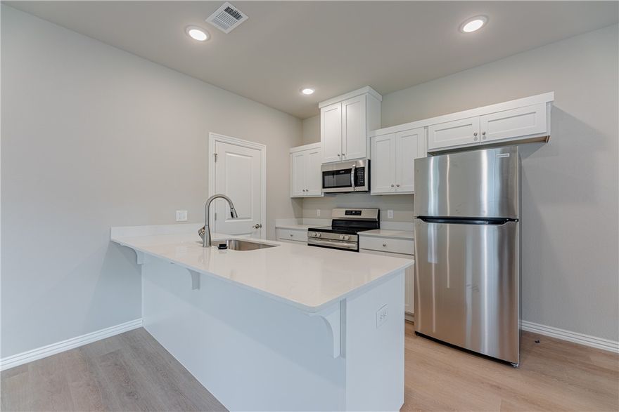 Unique and modern best describe these 3 bed 2.5 bath Brand New Construction Duplexes in SW Bentonville. Lots of amenities that include granite counter tops, luxury vinyl Plank flooring throughout, 2" faux wood blinds, upstairs study nook, ALL appliances, private covered back patio and more. Walking distance to Bentonville's newest Creekside Park, a 35-acre community park, with regulation cricket field, pickleball courts, evening-lit dog park, splash pad, playground and passive recreation space with a group pavilion. Close to everything Bentonville has to offer.  **Pics may not be of exact unit**