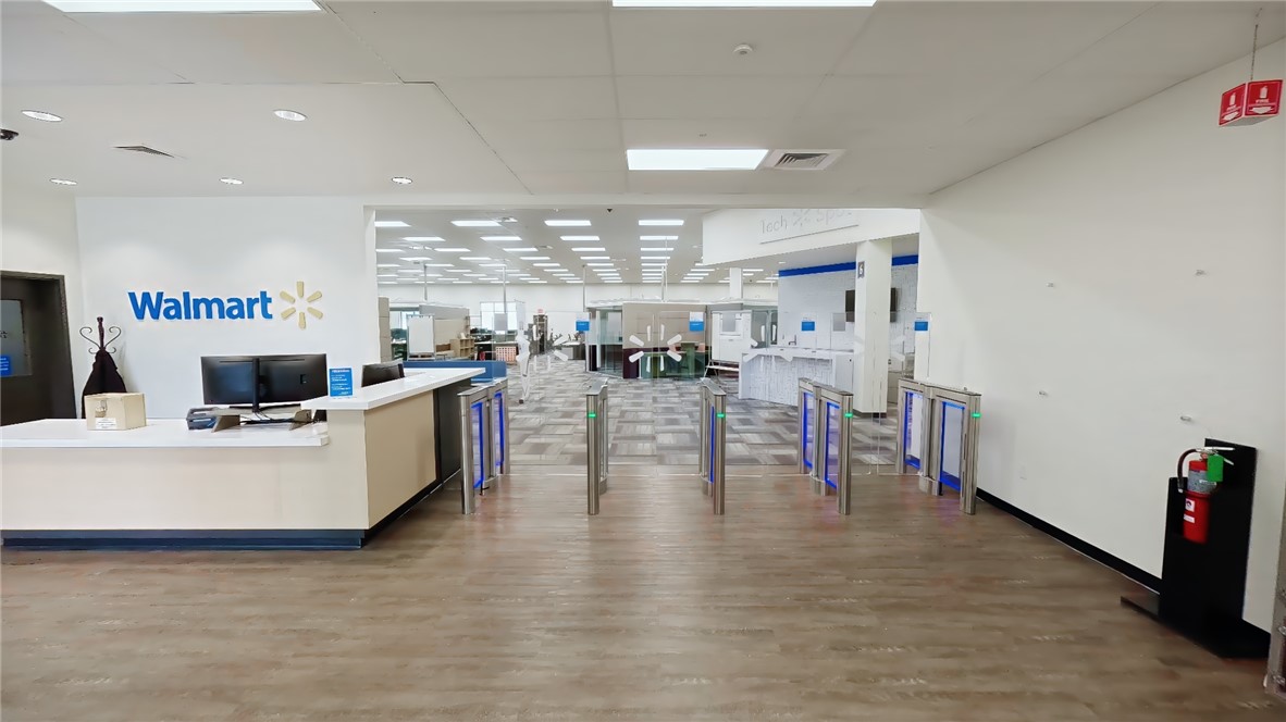 Hogwild Sub Bentonville - Commercial Lease