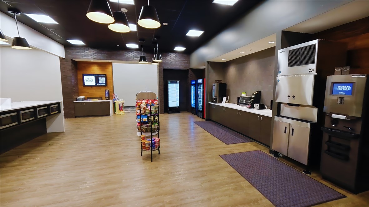 Hogwild Sub Bentonville - Commercial Lease