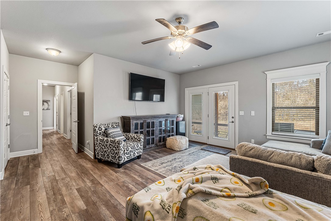 Spring Hill Sub Springdale - Residential