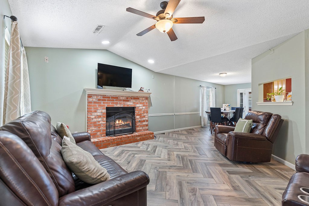 Forest Park Ph II Rogers - Residential