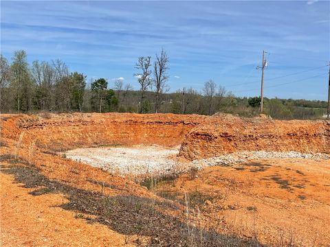Photo of 16638 Logan Cave Road, Siloam Springs, AR 72761 (MLS # 1342087)
