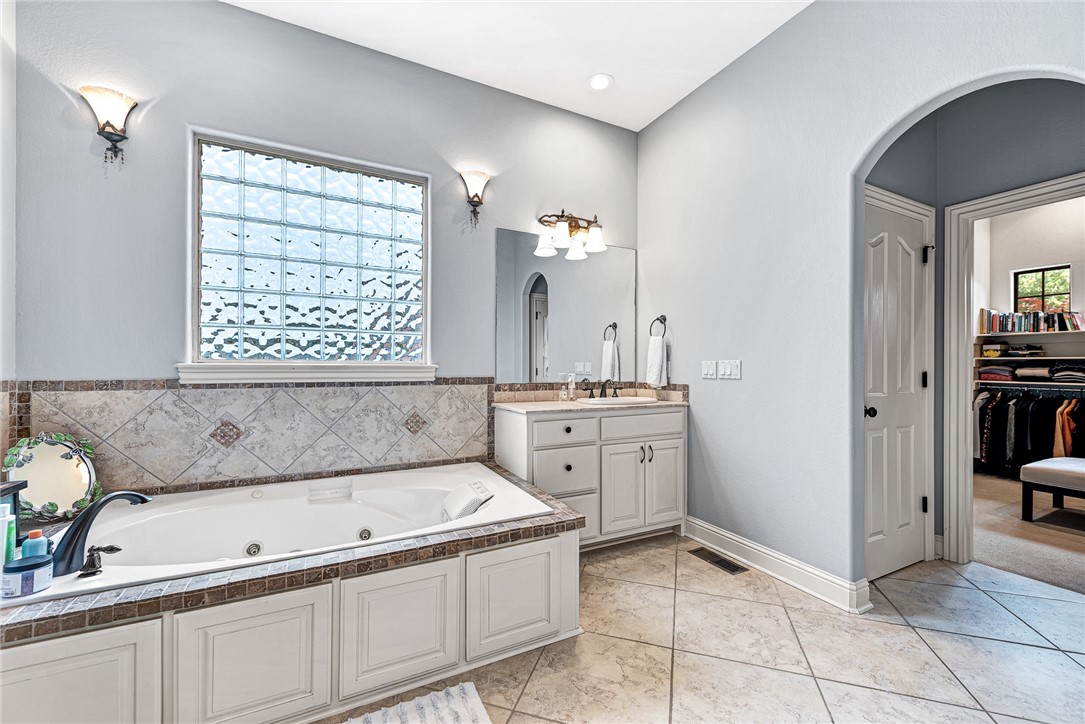 Shadow Valley Ph VI Rogers - Residential