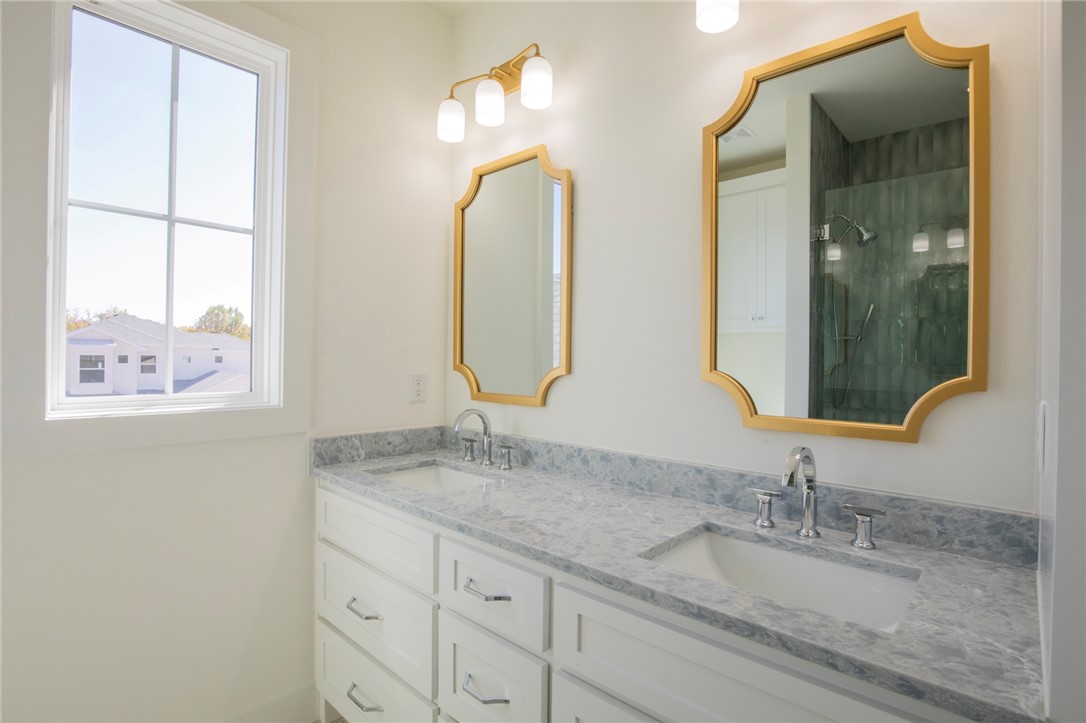 Shadow Valley Ph 11 Rogers - Residential