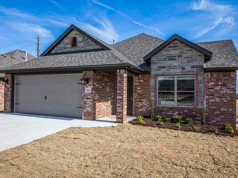 Photo 1 of 9 — 903 Seba Road, Centerton, AR 72719