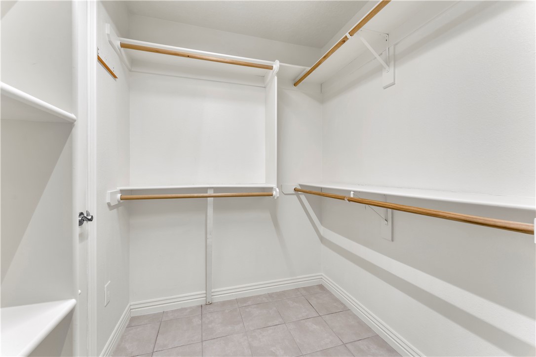 The Oaks-Gentry - Residential