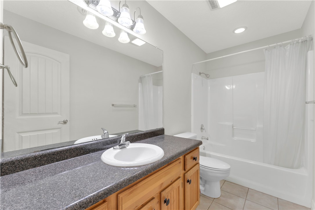 The Oaks-Gentry - Residential