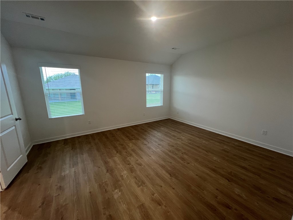 Whispering Oak - Residential Lease