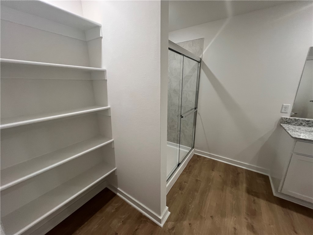 Whispering Oak - Residential Lease