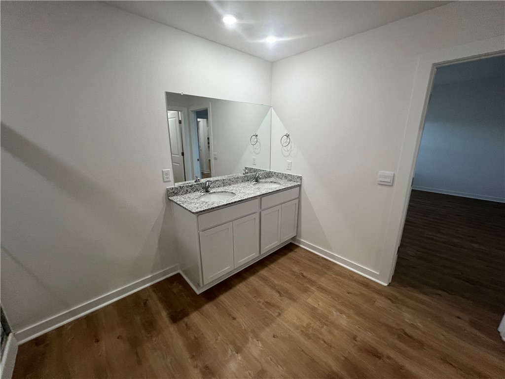 Whispering Oak - Residential Lease