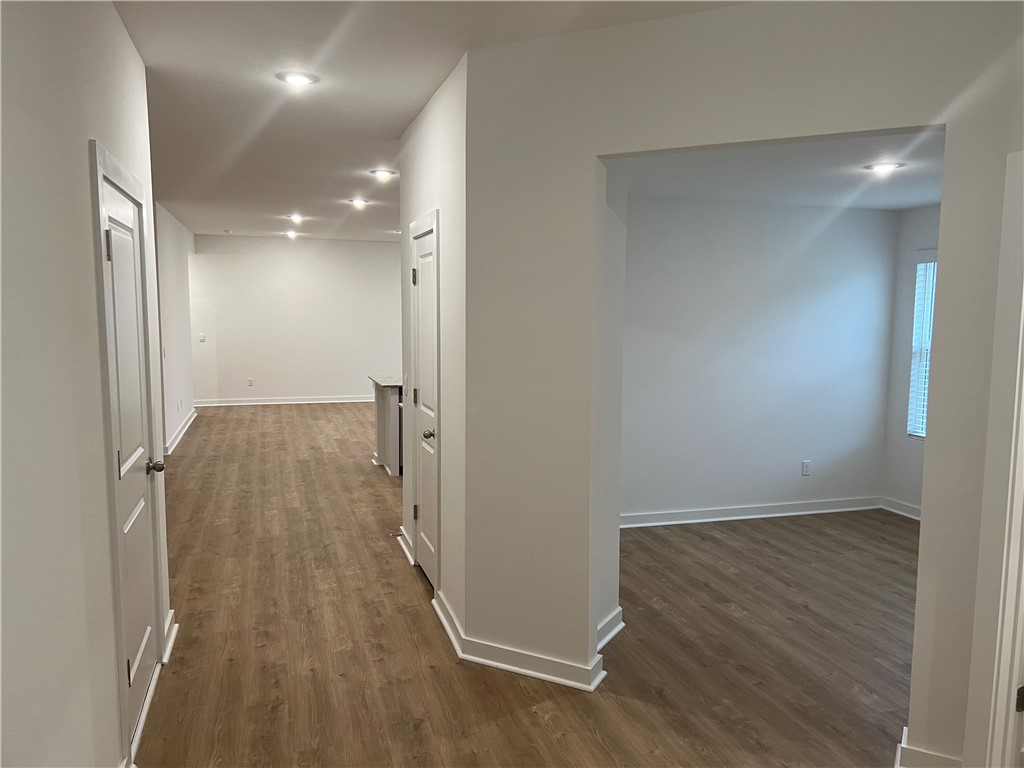 Whispering Oak - Residential Lease