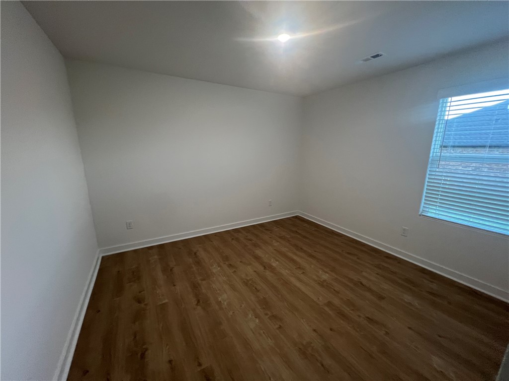 Whispering Oak - Residential Lease