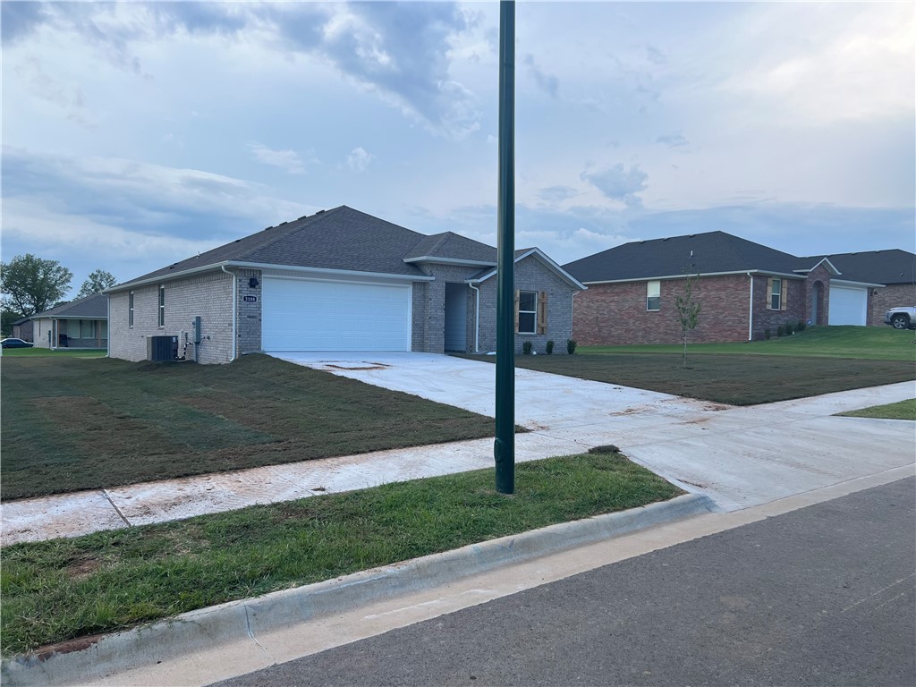 Whispering Oak - Residential Lease