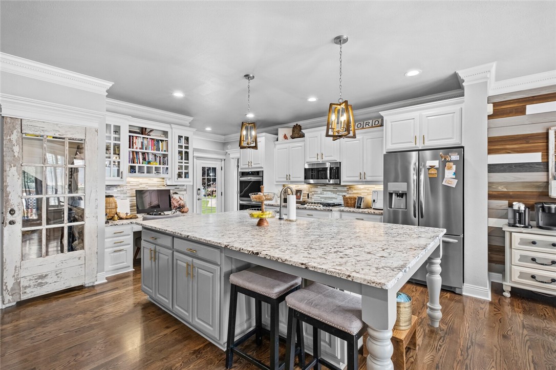 Highland Knolls Unit 2 Ph 2 Rogers - Residential